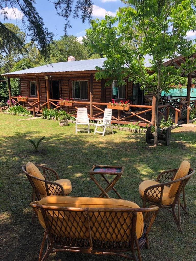 cabaña Cedro azul 10 min from the AIRPORT Ezeiza Exterior foto