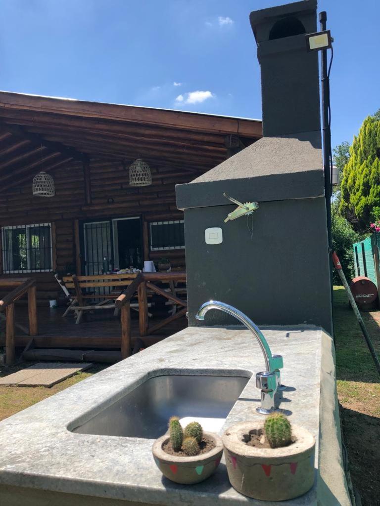 cabaña Cedro azul 10 min from the AIRPORT Ezeiza Exterior foto